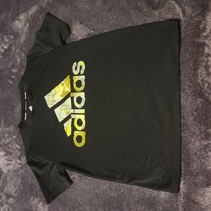 Boys black and green adidas tee size M (10/12)